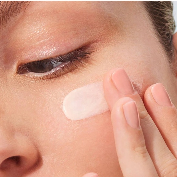 NIB Lancôme Absolue Revitalizing & Brightening Soft Cream 5ml - Picture 2 of 5